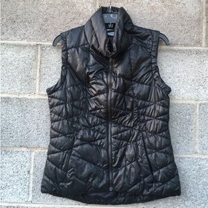 Columbia Sportswear Puffer Vest Women’s Small Black Full Zip Gorpcore Outdoors